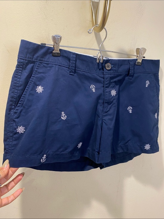 Old Navy Pants - Old Navy Navy  Blue Embroidered Nautical Women’s Shorts sz 8